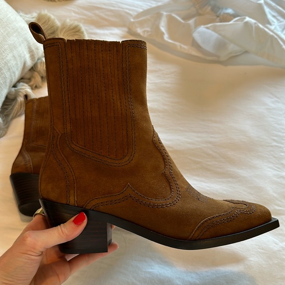 Loeffler Randal - never worn - Picture 1 of 3